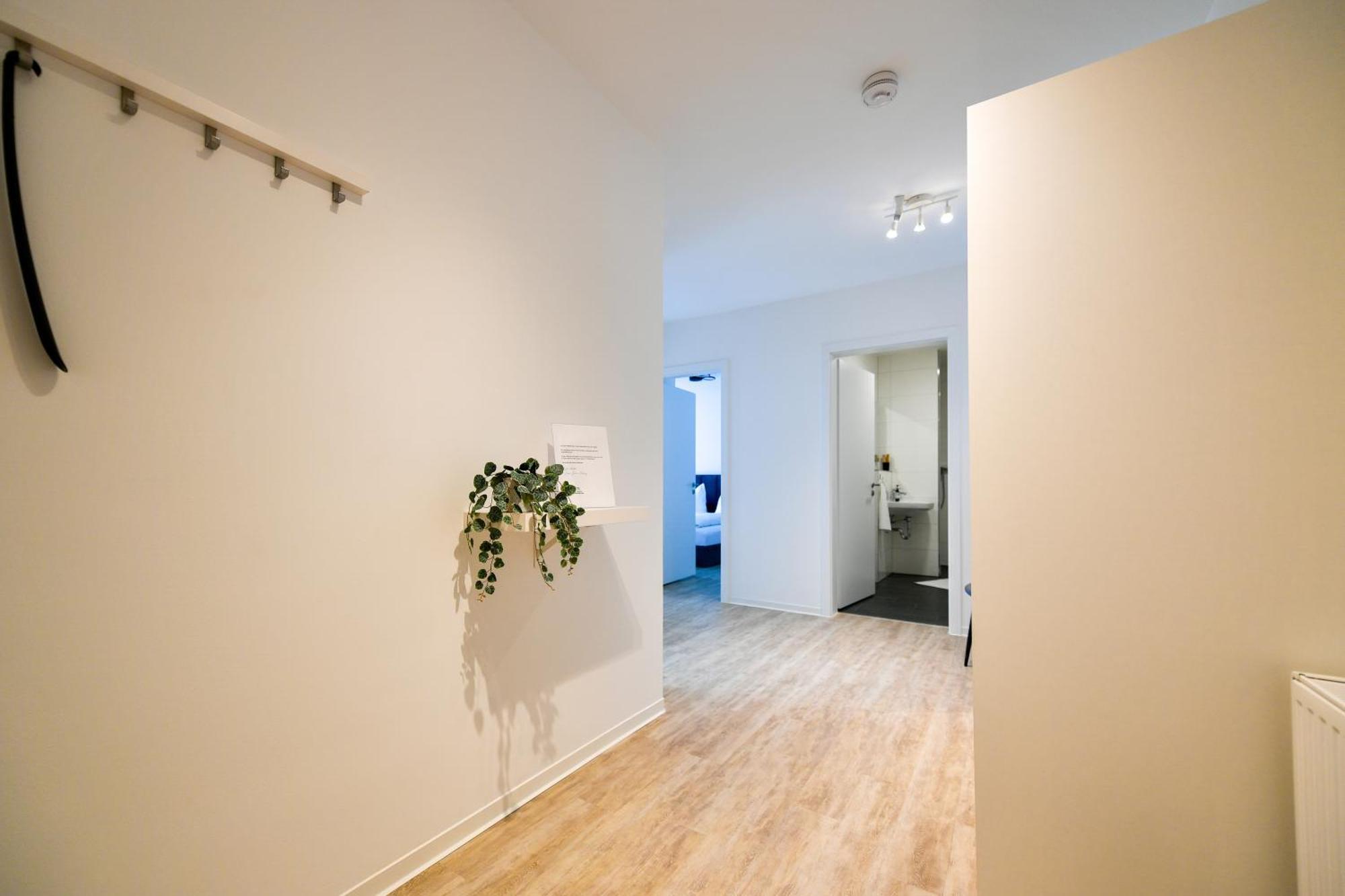 Ferienwohnungen Am Theater - Modern, Zentral Und Ruhig Mit Kueche, Waschtrockner, Netflix, Wlan Und Parkplatz- 2 Zimmer, 52 Qm Cottbus Kamer foto